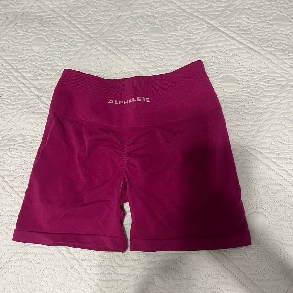 Alphalete amplify 4.5 shorts